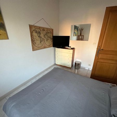 Chambre Prive Avec Sdb Privative 르까네 외부 사진
